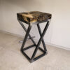 Tabouret de bar jeune